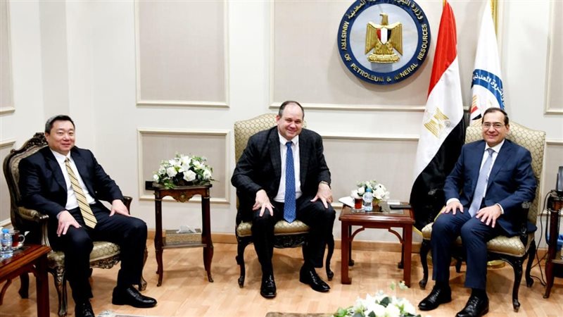وزير البترول ورئيس