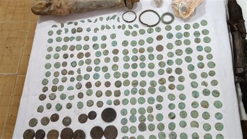 قطع أثرية - أرشيفية
