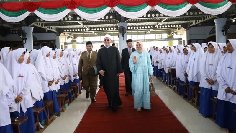جانب من الزيارة 