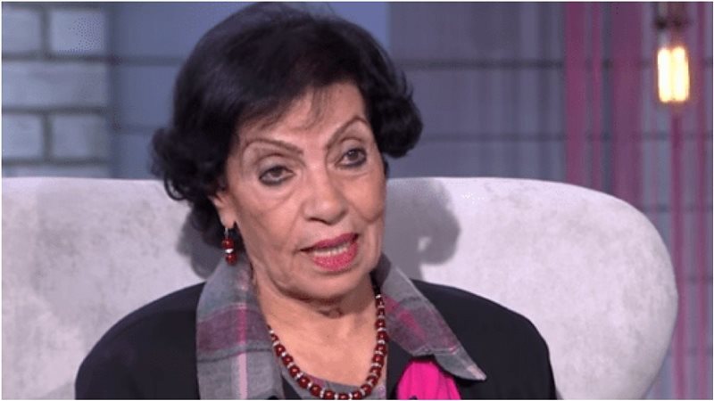 الفنانة رجاء حسين