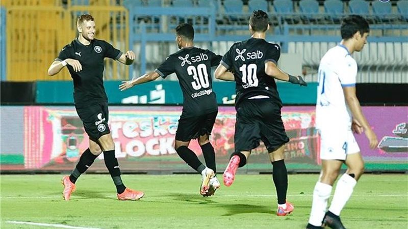 فريق بيراميدز 
