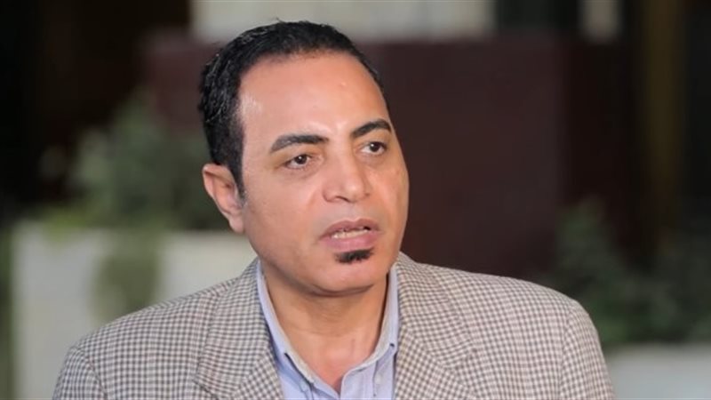 الكاتب الصحفي جمال