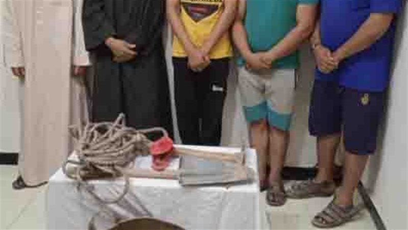 المتهمين 