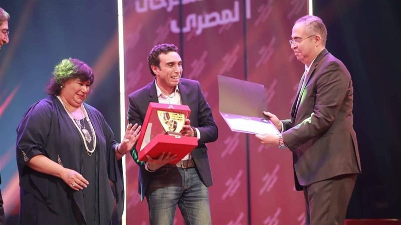 الشاعر حامد السحرتي
