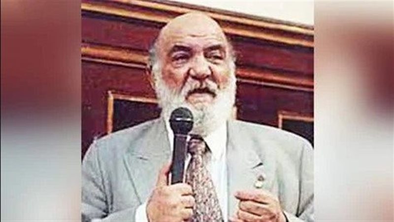 الراحل مصطفى كامل