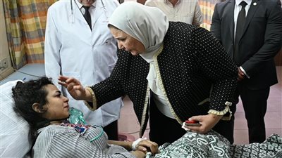 وزيرة التضامن من أمام حريق كنيسة أبو سيفين: الحادث في قلبنا | فيديو