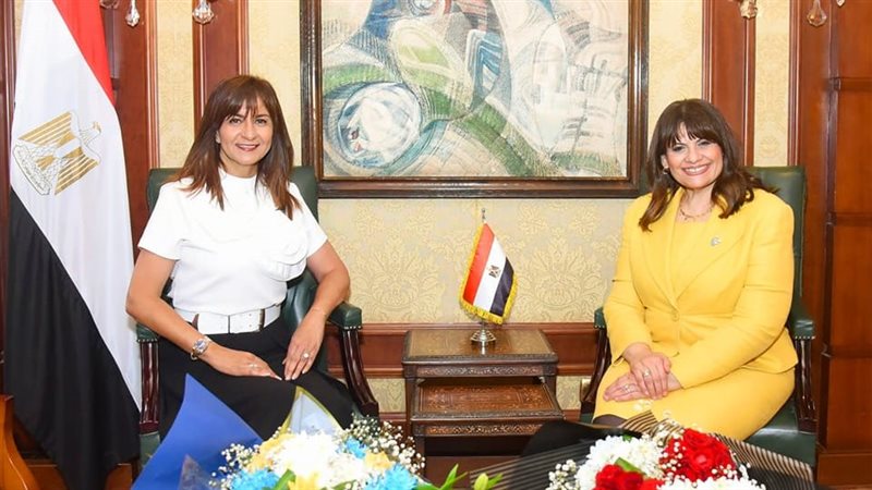 وزيرة الهجرة تستقبل