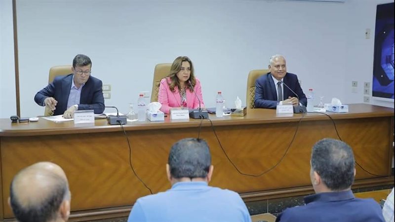 محافظ دمياط تجتمع