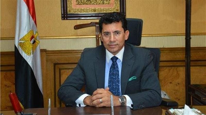 وزير الشباب والرياضة