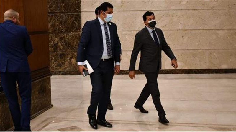 وزير الشباب والرياضة