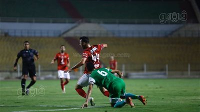 مشاجرة بالأيدي بين لاعبي الأهلي وإيسترن كومباني عقب المباراة |فيديو