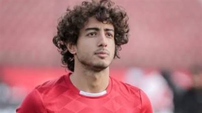 محمد هاني لاعب الأهلي يظهر بشكل جديد في المصيف (صورة) 