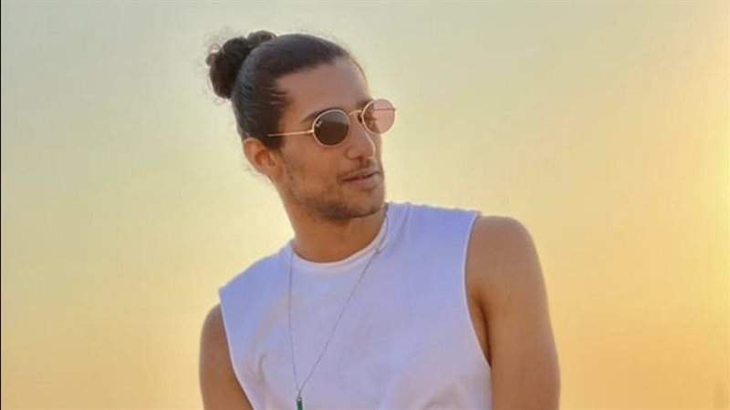 الفنان الراحل علي