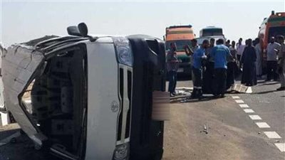 بالأسماء.. مصرع وإصابة 15 شخصا في انقلاب ميكروباص بجنوب سيناء 