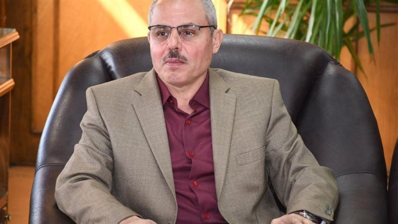 الدكتور ناصر مندور