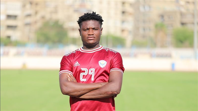 النصر يتعاقد مع لاعبين