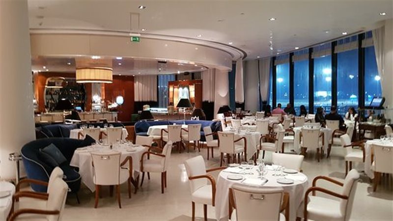 المطاعم 