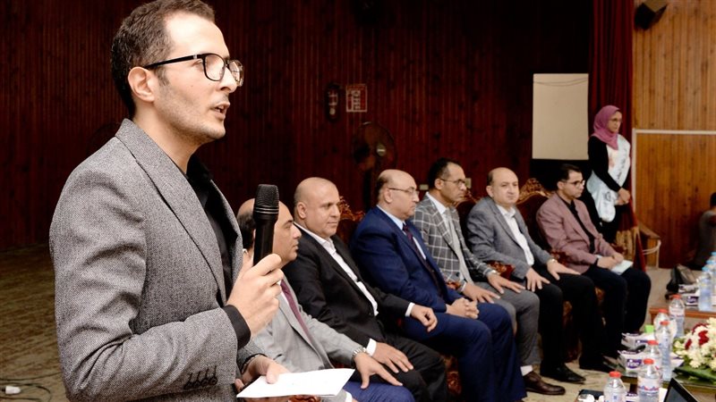 لقاء تعريفب عن جامعة