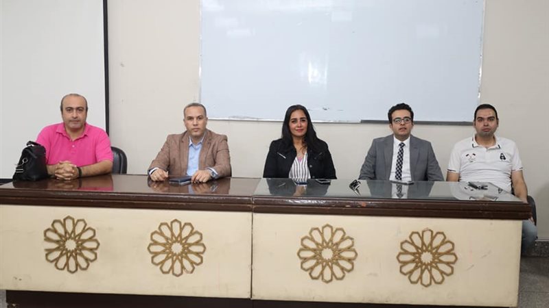 لجنة الإعلام بـ نقابة