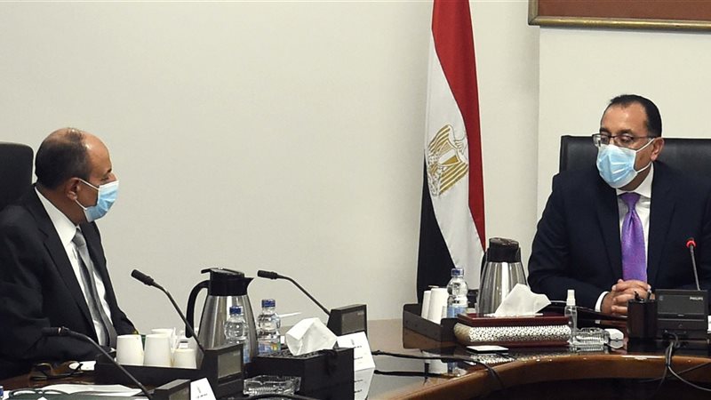 رئيس الوزراء ووزير