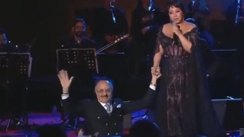 شيرين وطبيبها المعالج