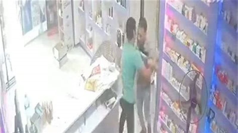 اقتحام عاطل لصيدلية