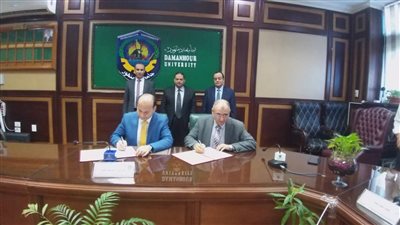 اتفاقية تعاون بين صيدلة دمنهور وصحة البحيرة للتغلب على نسب وفيات حبة الغلة