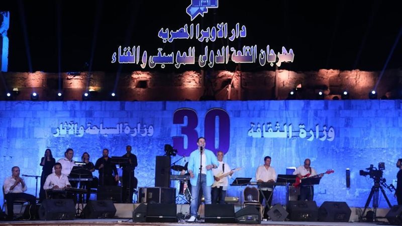 مدحت صالح فى مهرجان