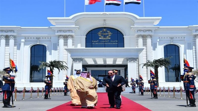 الرئيس السيسي وملك