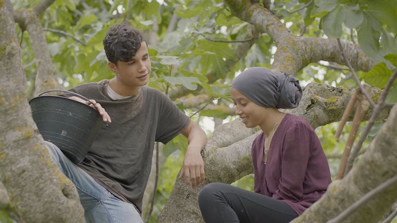 مشهد من الفيلم تحت