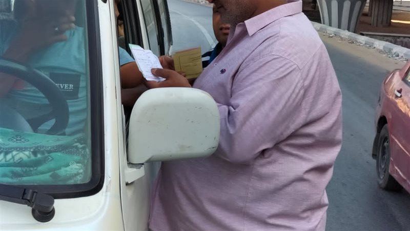 حملة علي سرفيس مواقف