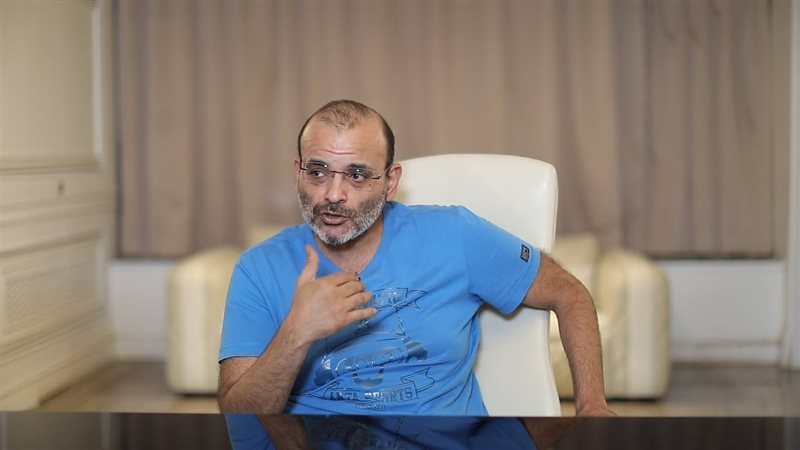 أيمن بهجت قمر