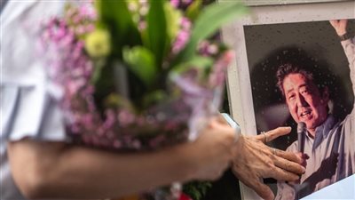 من حرق الجثمان للهدايا التذكارية.. القصة الكاملة لرماد الموتى