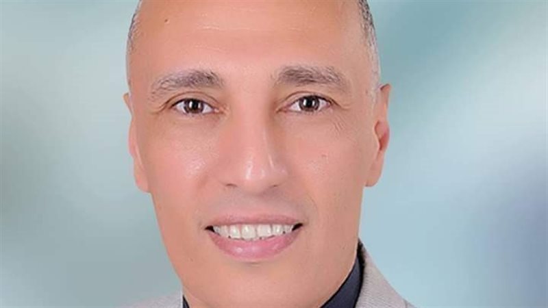الدكتور أسامة مدنى