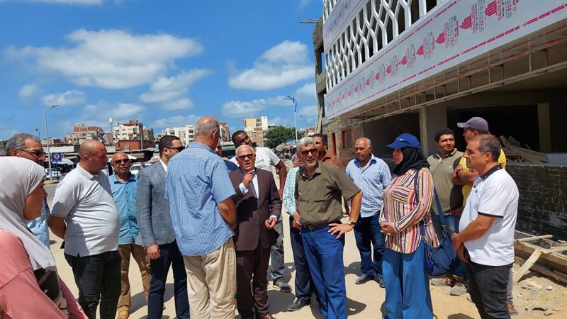 محافظ بورسعيد خلال