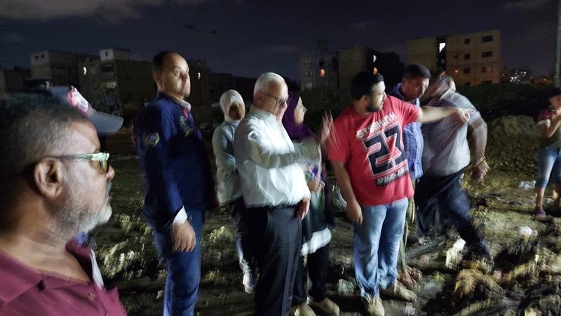 محافظ بورسعيد خلال