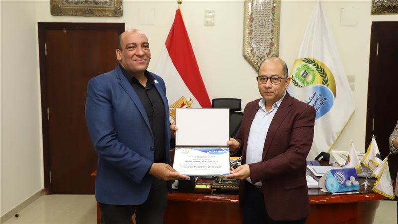 رئيس شركة مياه أسيوط