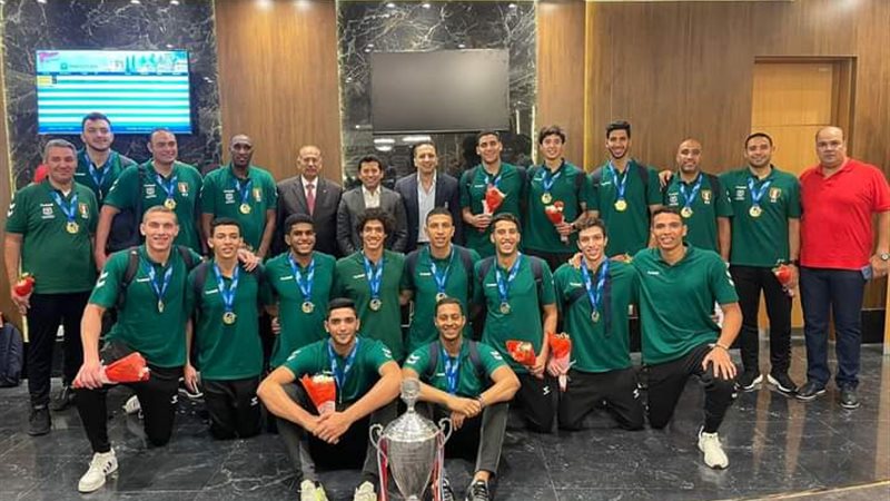 وزير الشباب والرياضة