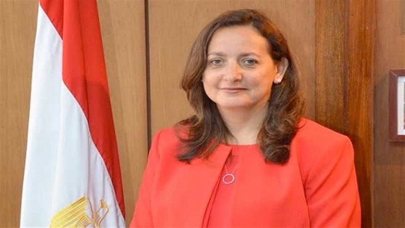  الدكتورة شريفة شريف،