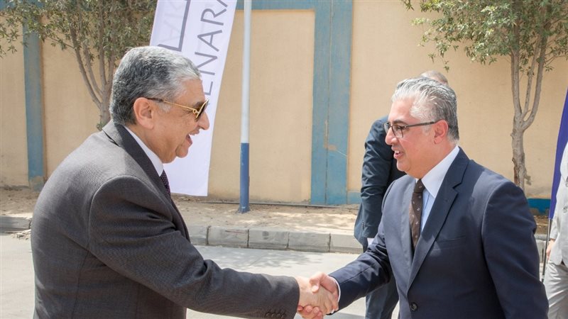 وزير الكهرباء 