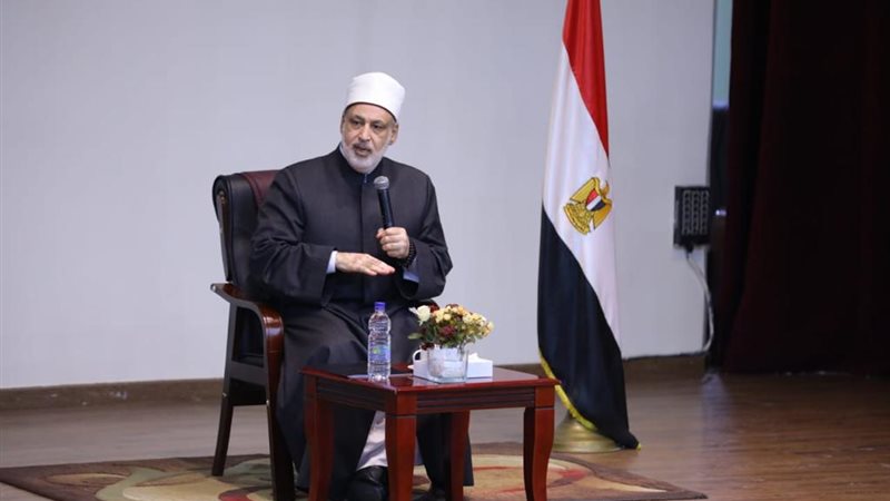 الدكتور محمد الضويني،