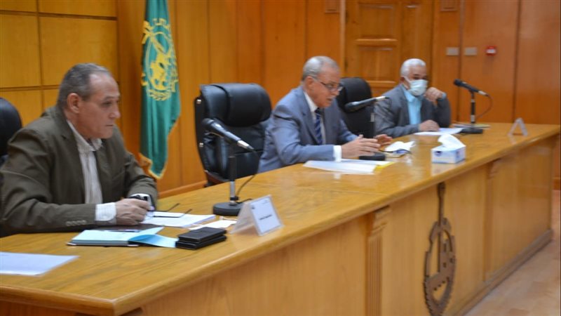محافظ القليوبية خلال