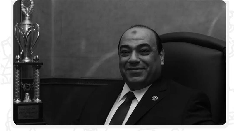 الأستاذ إبراهيم إلياس