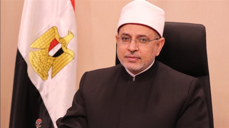 الدكتور سلامة داود،