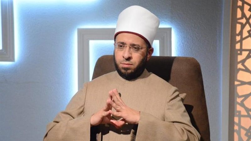  أسامة الأزهري مستشار