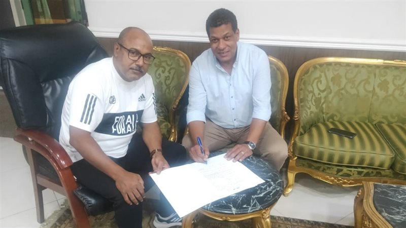 علاء عبد العال