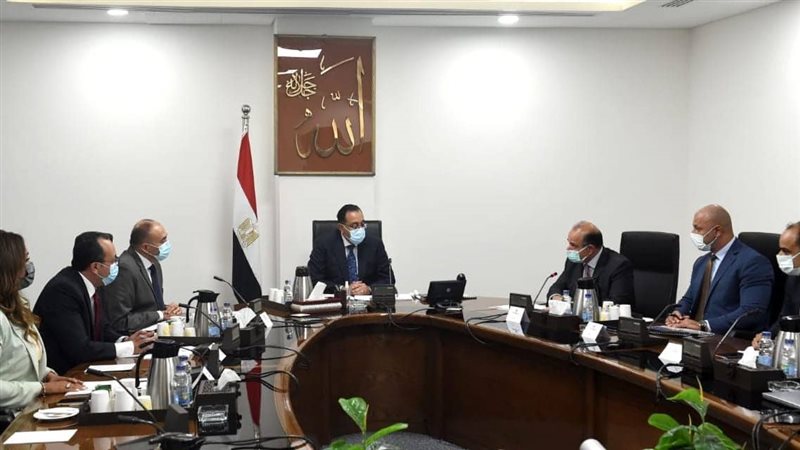 رئيس الوزراء مع رئيسي