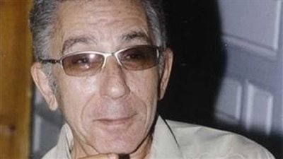 وزيرة الثقافة تنعي علي عبد الخالق: مدرسة خاصة في الإخراج 