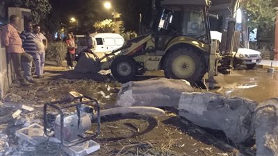 عودة مياه الشرب وإصلاح الكسر المفاجئ بمنطقة كوم الدكة بالإسكندرية 