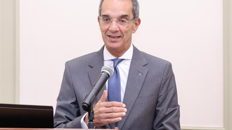 د. عمرو طلعت وزير